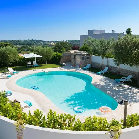 빌라 Trulli Albapetra - Authentic Trulli With Private Pool And Panoramic View 로코로톤도