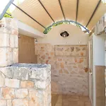 Helloapulia Trulli Albapetra *