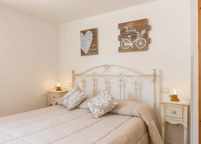 Helloapulia Trulli Albapetra וילה לוקורוטונדו